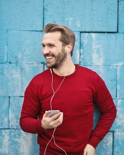 Instructor Paul Roger professional swimmer